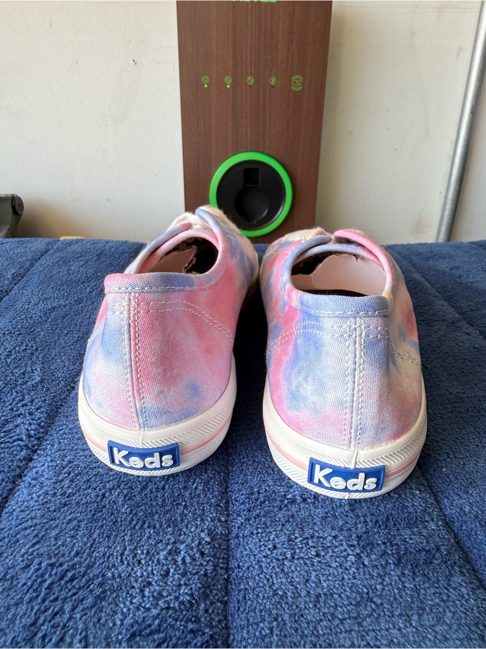 Keds Women's Tie Dye Pink/Blue Canvas Low Top Sneakers Size US 7 / UK 4.5 New - Picture 5 of 7